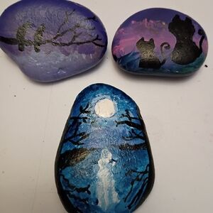 Hand-Painted Cat and Moon Stone Decor